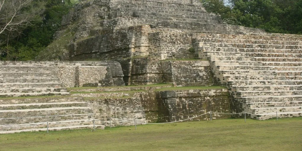 A Brief History of Chocolate: From 3300 BCE to the Bean-to-Bar Movement